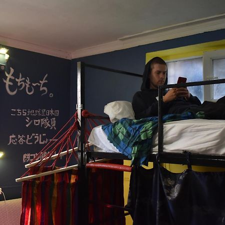 Harmony Backpackers Hostel 바투미 외부 사진