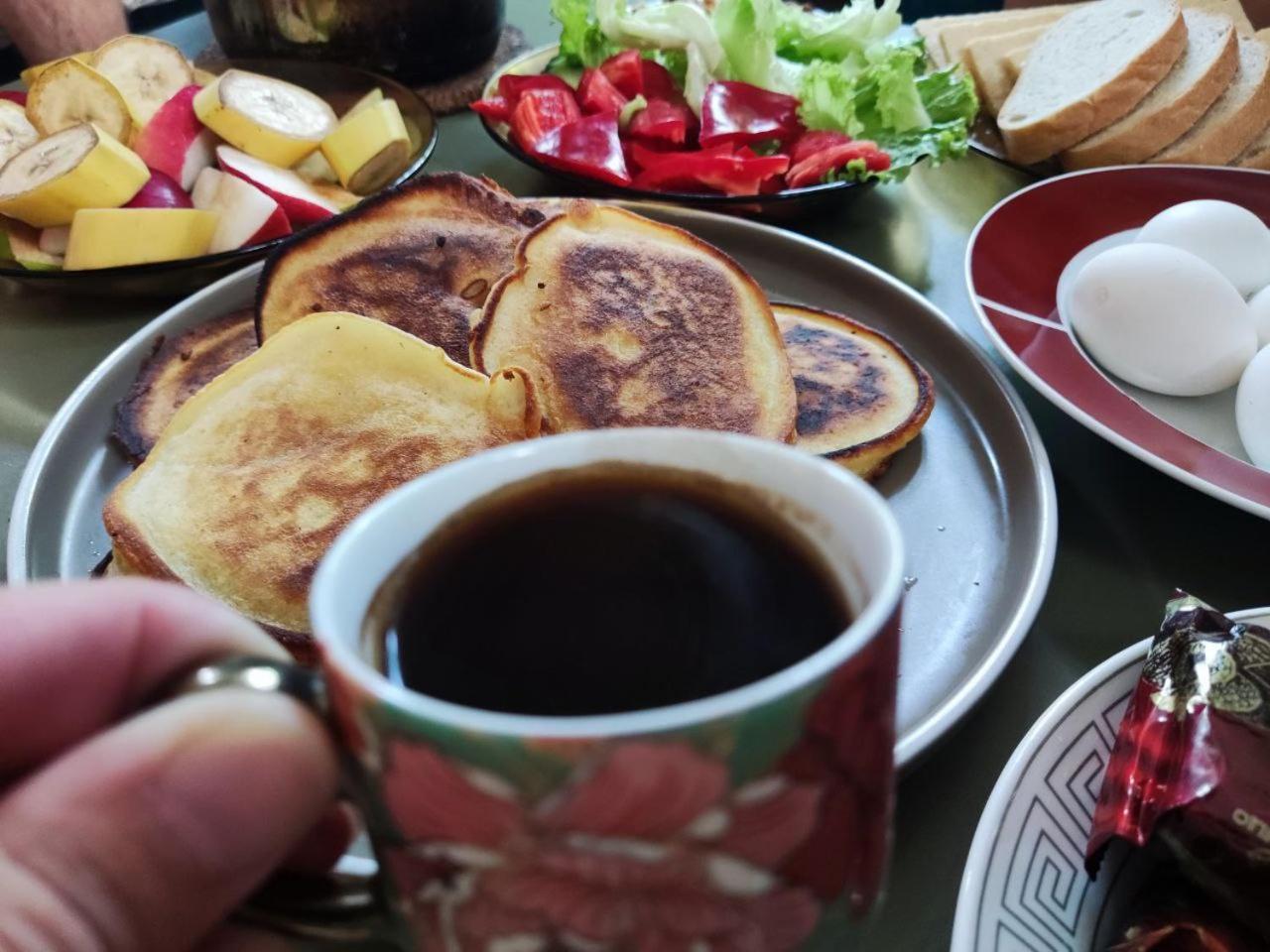Harmony Backpackers Hostel 바투미 객실 사진