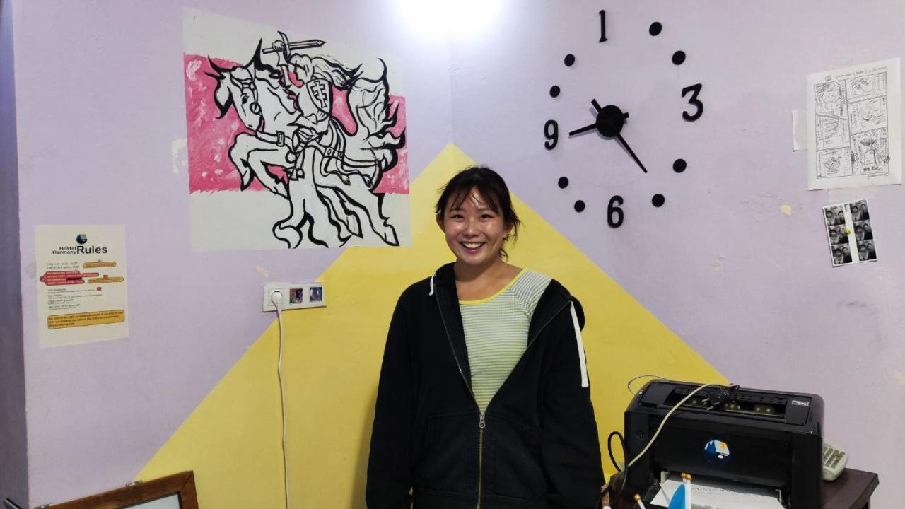 Harmony Backpackers Hostel 바투미 외부 사진