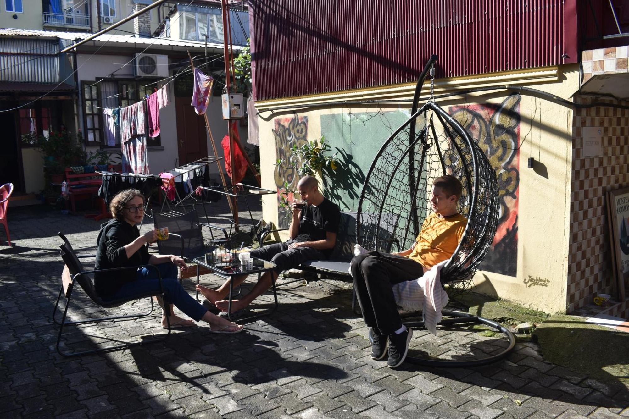 Harmony Backpackers Hostel 바투미 외부 사진